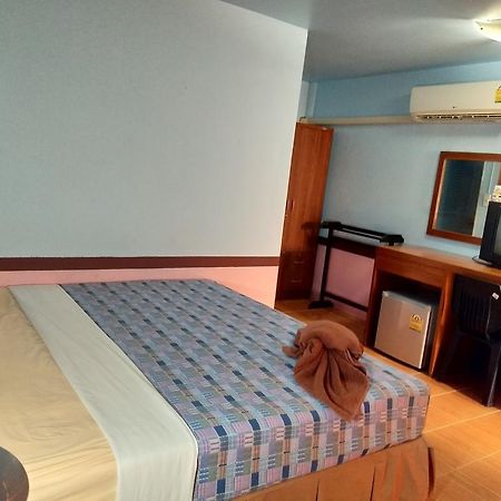 Отель Phi Phi Coralbay Экстерьер фото