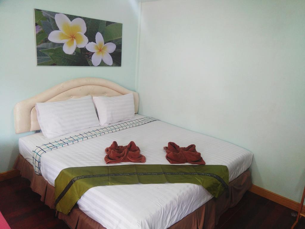 Отель Phi Phi Coralbay Экстерьер фото