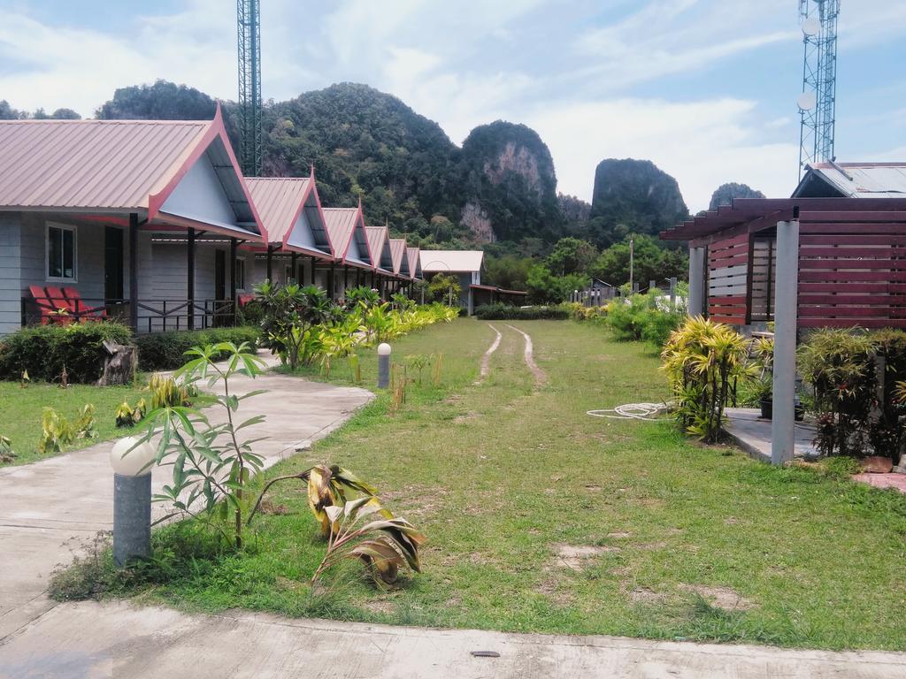 Отель Phi Phi Coralbay Экстерьер фото