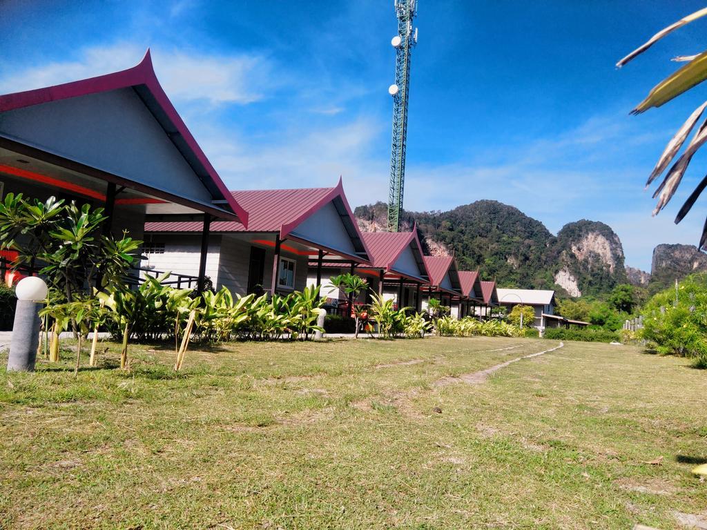 Отель Phi Phi Coralbay Экстерьер фото